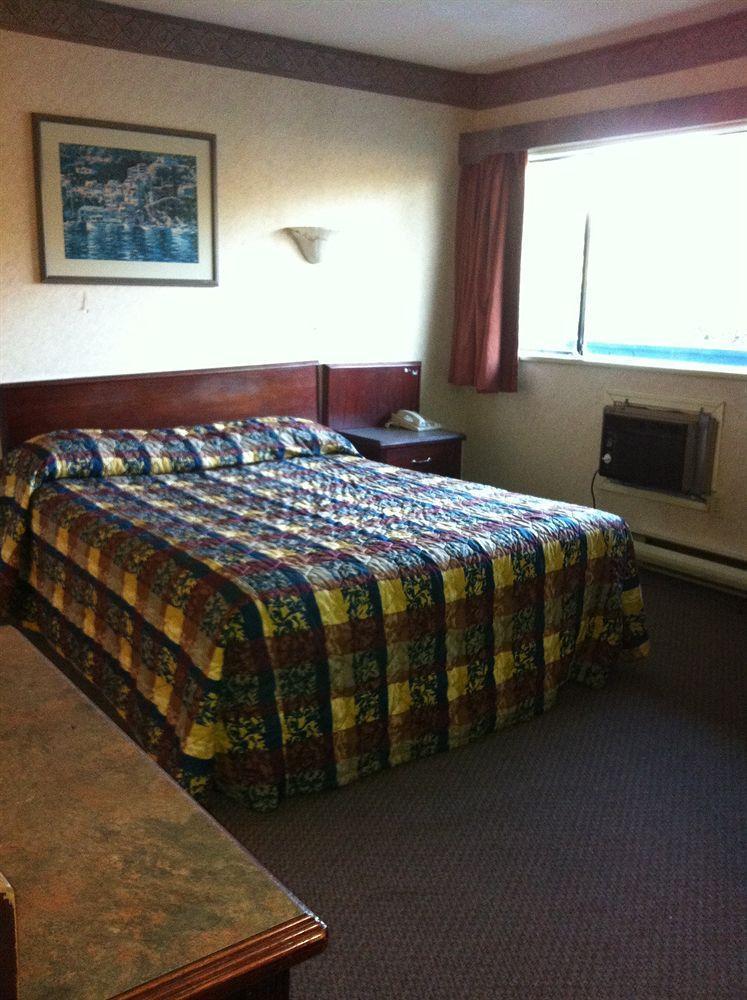 Coquitlam Sleepy Lodge Exterior foto